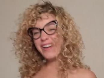 theislandgirl chaturbate stream image, 25.03.2025 20:10