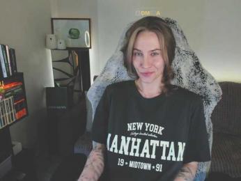 Adamova_Eva bongacams stream image, 29.03.2025 19:40