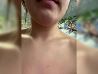 little-devil bongacams stream image