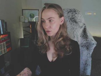 Adamova_Eva bongacams stream image, 02.04.2025 20:10