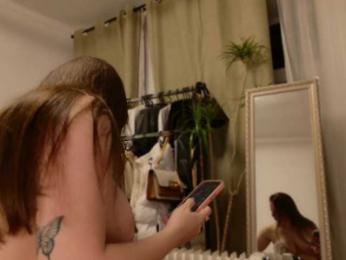 EmilyxJames bongacams stream image, 03.04.2025 19:20