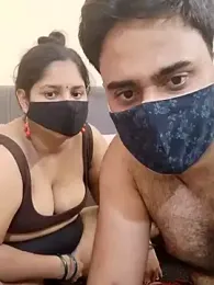 IND_COUPLE1 stripchat stream image, 04.04.2025 18:30