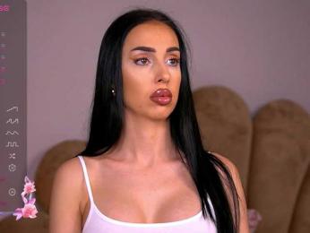 KairaAndrews bongacams stream image