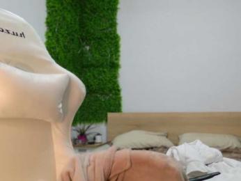 EmilyxJames bongacams stream image, 06.04.2025 19:00