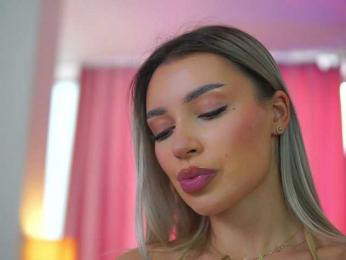 ArtTeasee bongacams stream image