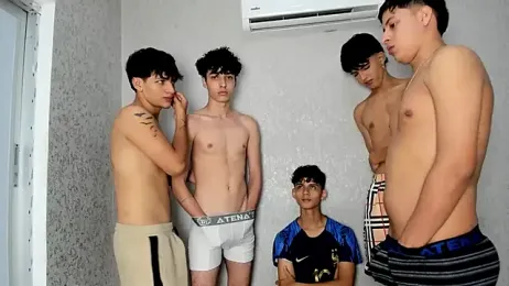 pelusos_mens stripchat stream image