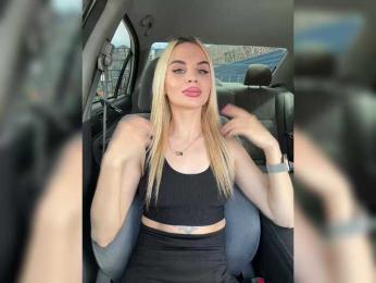 LedyMiya bongacams stream image, 11.04.2025 04:00