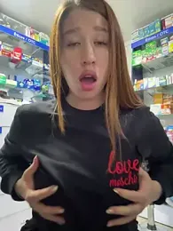 roouse stripchat stream image