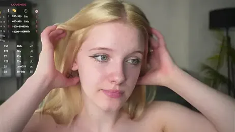 EdlaHewell stripchat stream image, 21.04.2025 11:10