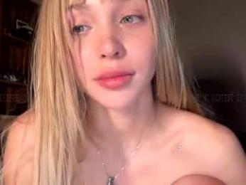 cutieeeeva chaturbate stream image, 22.04.2025 11:00