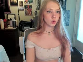 eve003300 chaturbate stream image, 24.04.2025 22:20