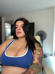 horny_roomiess stripchat stream image, 27.04.2025 19:10