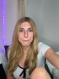 emma05 stripchat stream image, 01.05.2025 17:00