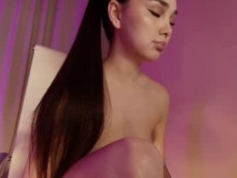 hollyextra chaturbate stream image