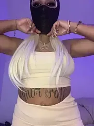 kamila_french stripchat stream image, 09.05.2025 20:00