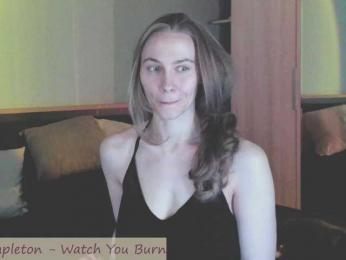 Adamova_Eva bongacams stream image, 15.05.2025 19:00