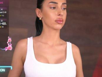 KairaAndrews bongacams stream image